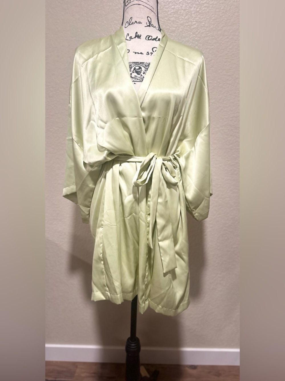 Victoria's Secret Shimmering Light Green Satin Robe- Silky Soft